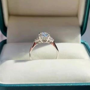 Solid 14k gold 1c moissanite ring